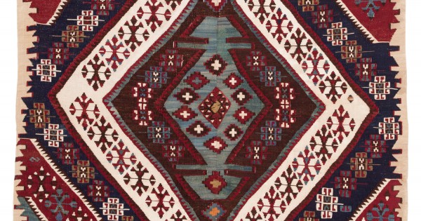 オールドキリム 青山キリムハウス ペルシャ絨毯 トルコ絨毯・キリム専門店